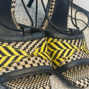 Zara Trafaluc Tie-up Heels